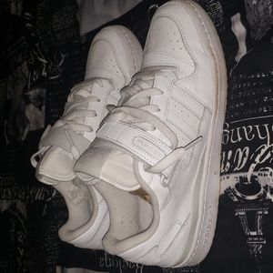 Adidas Forum athletic shoes mens size 9
